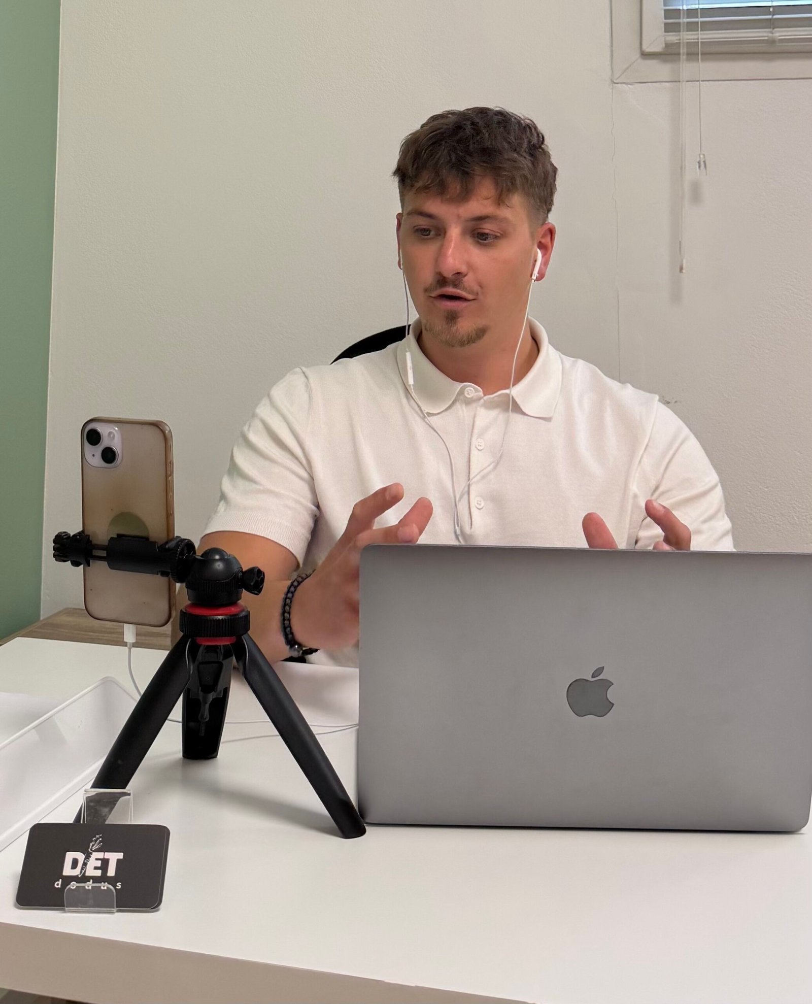 Visio 2 Dorian Boivin, diététicien-nutritionniste spécialisé en alimentation intuitive et ménopause à Périgueux.